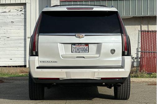 2016 Cadillac Escalade ESV Premium