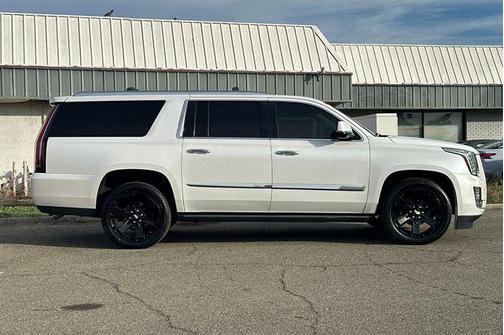 2016 Cadillac Escalade ESV Premium