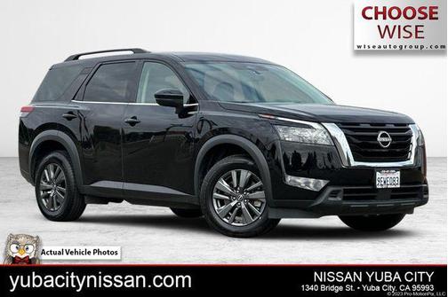 2023 Nissan Pathfinder SV FWD