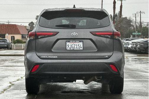 2024 Toyota Highlander LE
