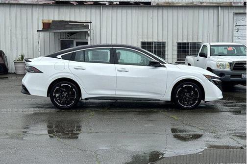 2026 Nissan Sentra SR