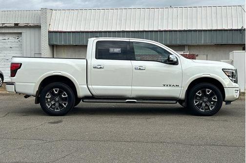 2023 Nissan Titan Platinum Reserve