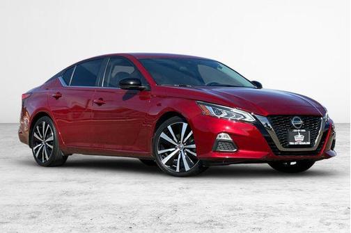 2020 Nissan Altima SR FWD