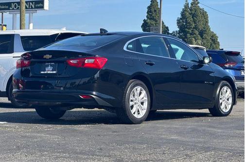 2023 Chevrolet Malibu FWD 1LT