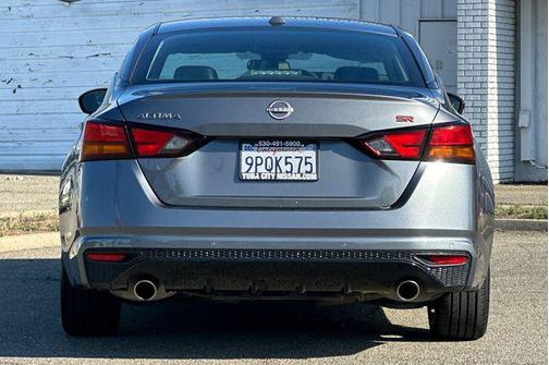 Gun Metallic 2025 Nissan Altima SR FWD