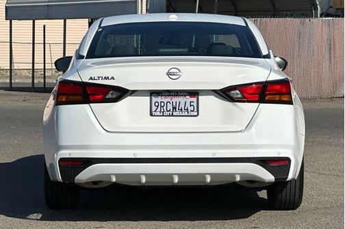 Glacier White 2025 Nissan Altima S FWD