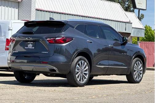 Iron Gray Metallic 2022 Chevrolet Blazer Premier