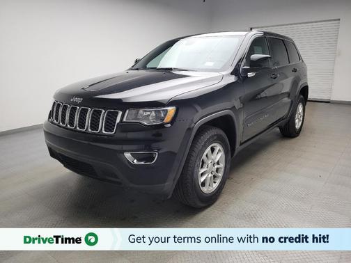 Diamond Black Crystal Pearlcoat 2019 Jeep Grand Cherokee Laredo