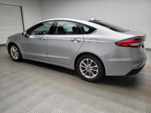 Iconic Silver Metallic 2020 Ford Fusion SE