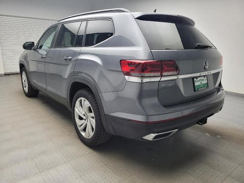 Platinum Gray Metallic 2021 Volkswagen Atlas 3.6L SE w/Technology