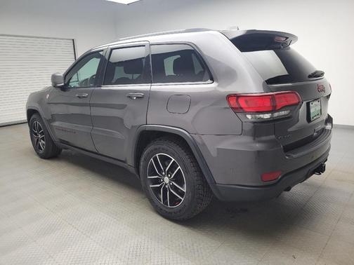 Granite Crystal Metallic Clearcoat 2017 Jeep Grand Cherokee Trailhawk
