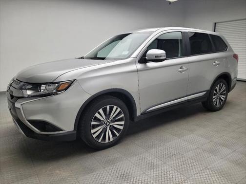 2019 Mitsubishi Outlander SE