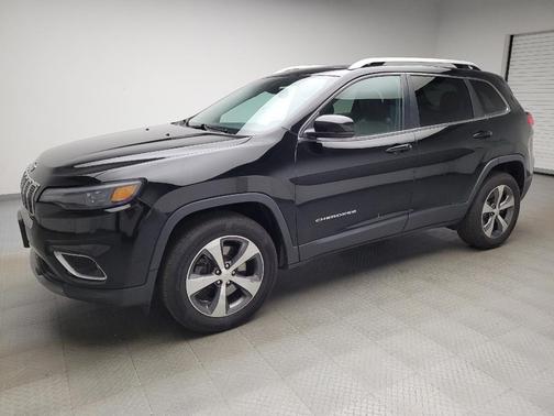 Diamond Black Crystal Pearlcoat 2019 Jeep Cherokee Limited