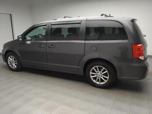 Granite Pearlcoat 2018 Dodge Grand Caravan SXT