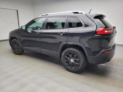 Brilliant Black Crystal Pearlcoat 2014 Jeep Cherokee Latitude