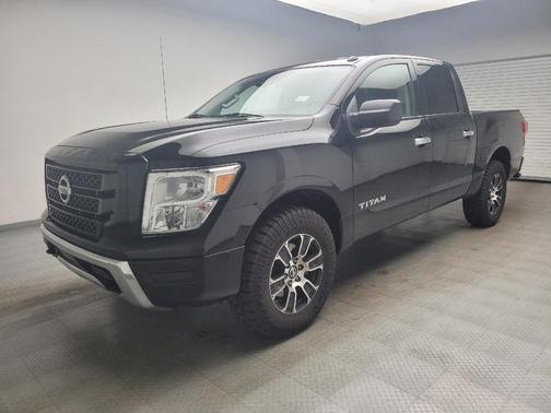 Super Black 2021 Nissan Titan SV