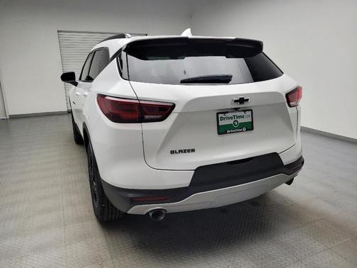 Summit White 2024 Chevrolet Blazer 2LT