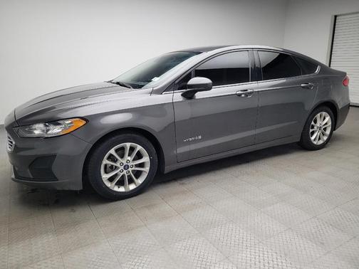2019 Ford Fusion Hybrid SE