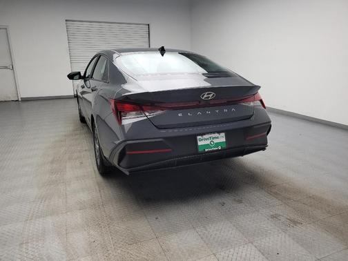 Ecotronic Gray 2024 Hyundai ELANTRA SEL