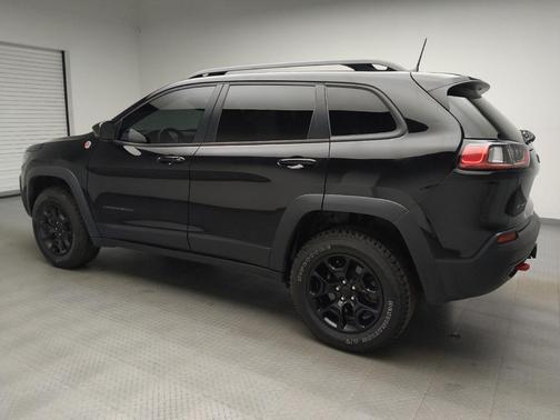 Diamond Black Crystal Pearlcoat 2022 Jeep Cherokee Trailhawk