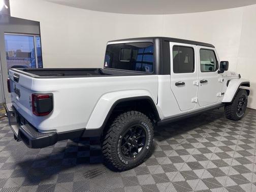 2025 Jeep Gladiator Willys
