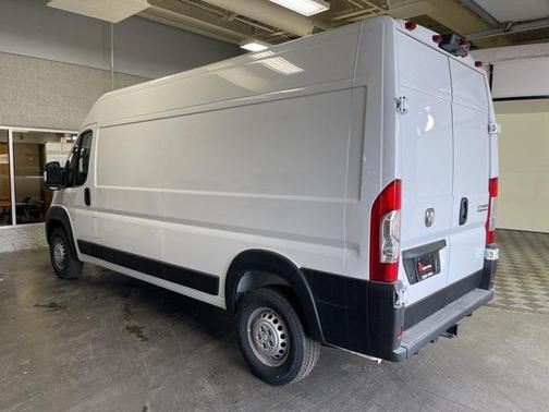 2025 RAM ProMaster 2500 Tradesman