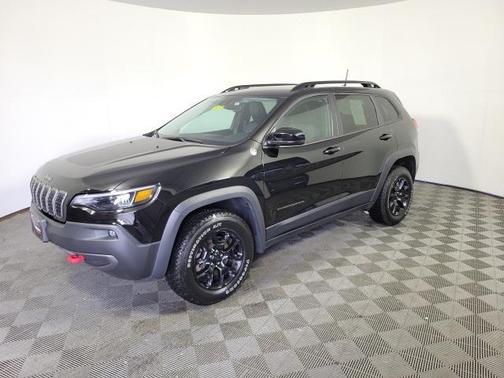 2022 Jeep Cherokee Trailhawk