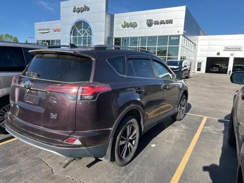 2018 Toyota RAV4 XLE