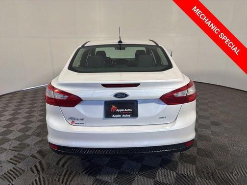 WHITE PLATINUM MET TRI-COAT 2012 Ford Focus SEL
