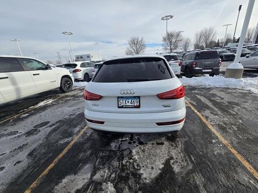 2017 Audi Q3 2.0T Premium Plus