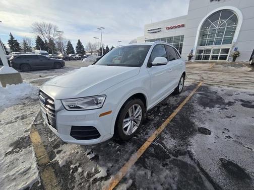 2017 Audi Q3 2.0T Premium Plus