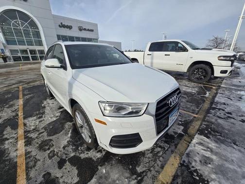 2017 Audi Q3 2.0T Premium Plus