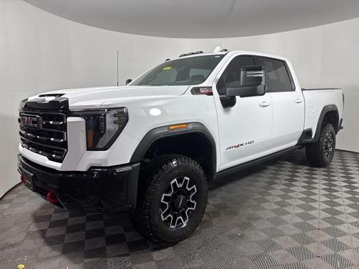 2025 GMC Sierra 2500 AT4