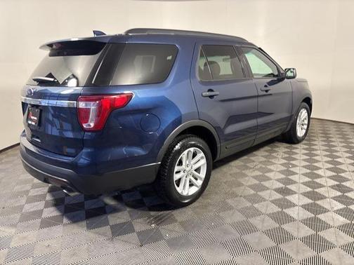 2016 Ford Explorer Base