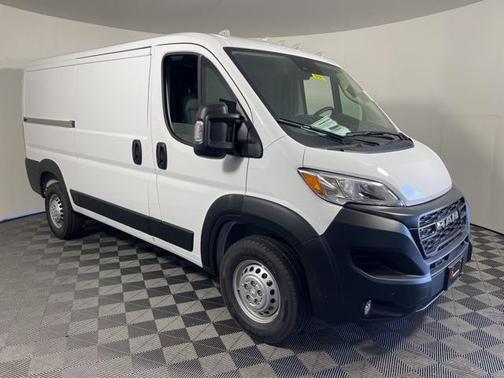 2026 RAM ProMaster 1500 Low Roof