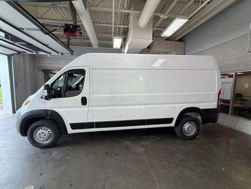 Bright White Clear-Coat Exterior Paint 2026 RAM ProMaster 2500 Tradesman