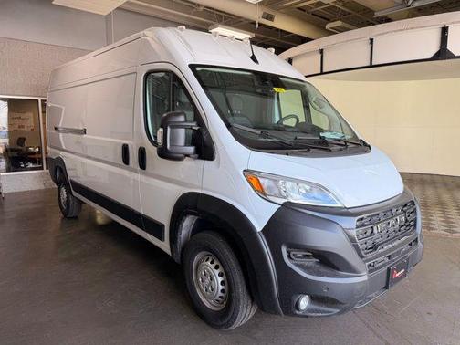 Bright White Clear-Coat Exterior Paint 2026 RAM ProMaster 2500 Tradesman