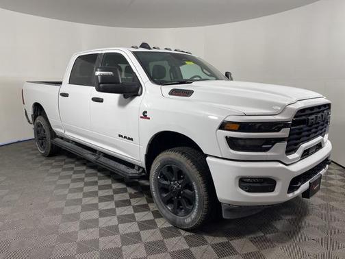 2025 RAM 2500 Big Horn Crew Cab 4x4 6'4' Box