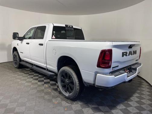 2025 RAM 2500 Big Horn Crew Cab 4x4 6'4' Box