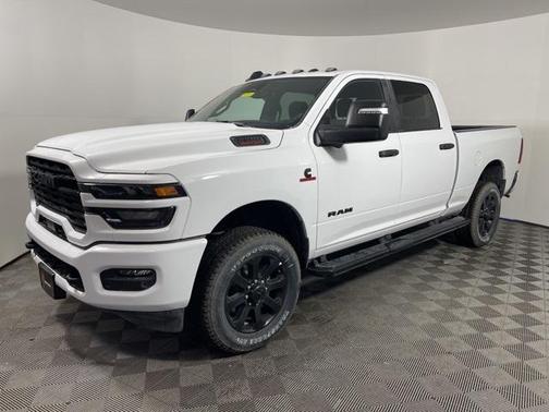 2025 RAM 2500 Big Horn Crew Cab 4x4 6'4' Box
