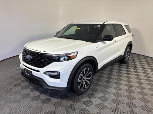 2022 Ford Explorer ST-Line