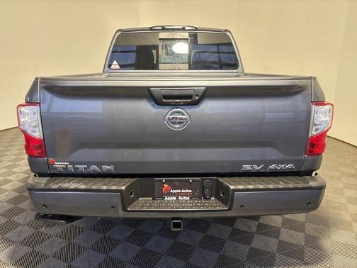 2021 Nissan Titan SV