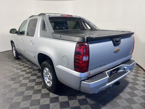 2011 Chevrolet Avalanche 1500 LS