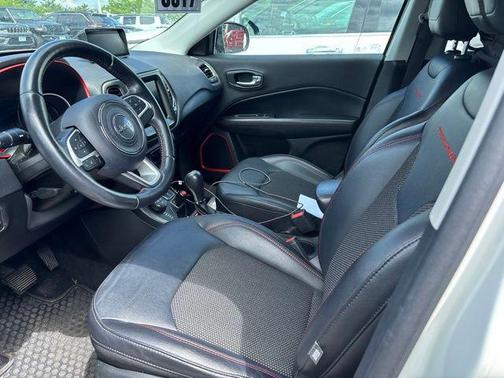 White Clearcoat 2019 Jeep Compass Trailhawk
