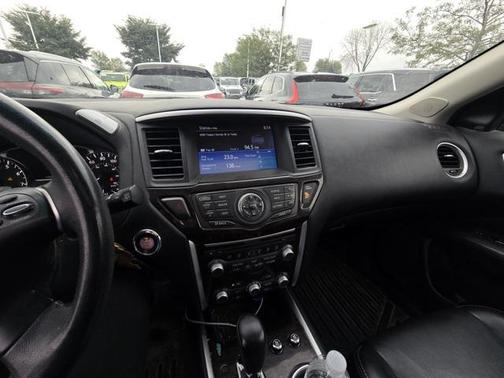 2016 Nissan Pathfinder Platinum