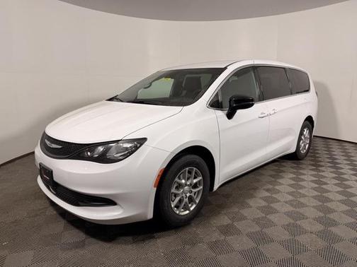 2026 Chrysler Voyager LX