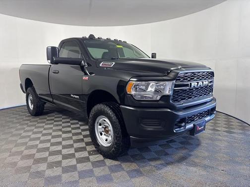2019 RAM 2500 Tradesman Regular Cab 4x4 8' Box