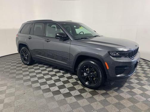 2025 Jeep Grand Cherokee Altitude