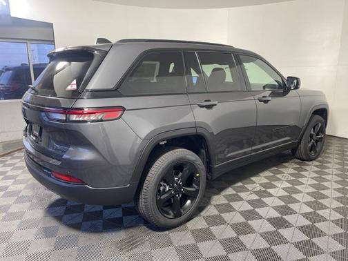 2025 Jeep Grand Cherokee Limited X