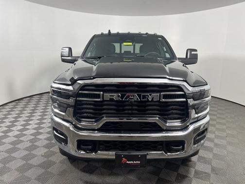 2025 RAM 2500 Big Horn Crew Cab 4x4 6'4' Box